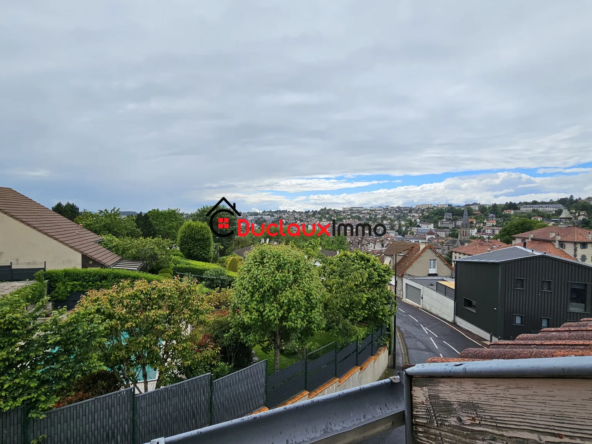 Immeuble en mono-propriété à Aurillac