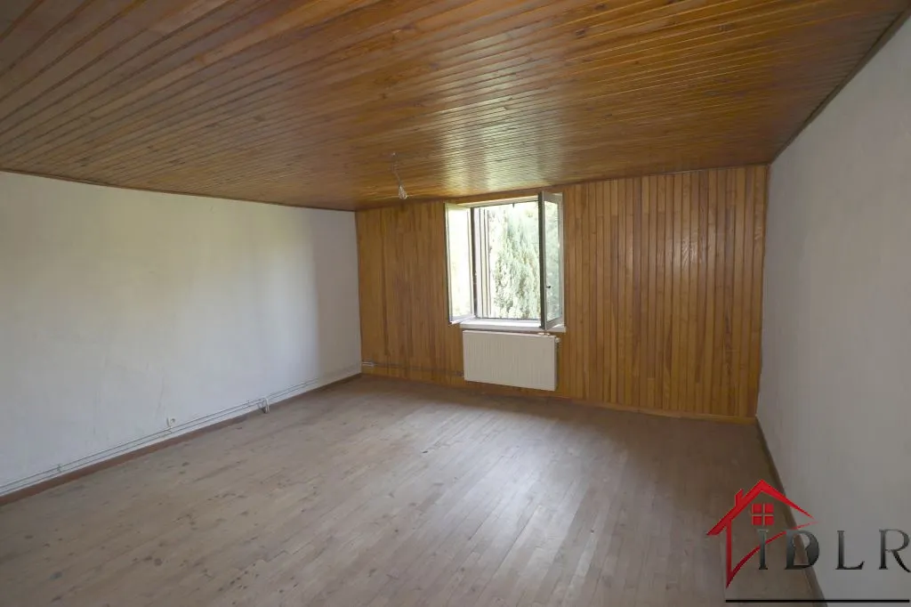 Fermette à Restaurer à Abelcourt - 90m2 - 2 Chambres 