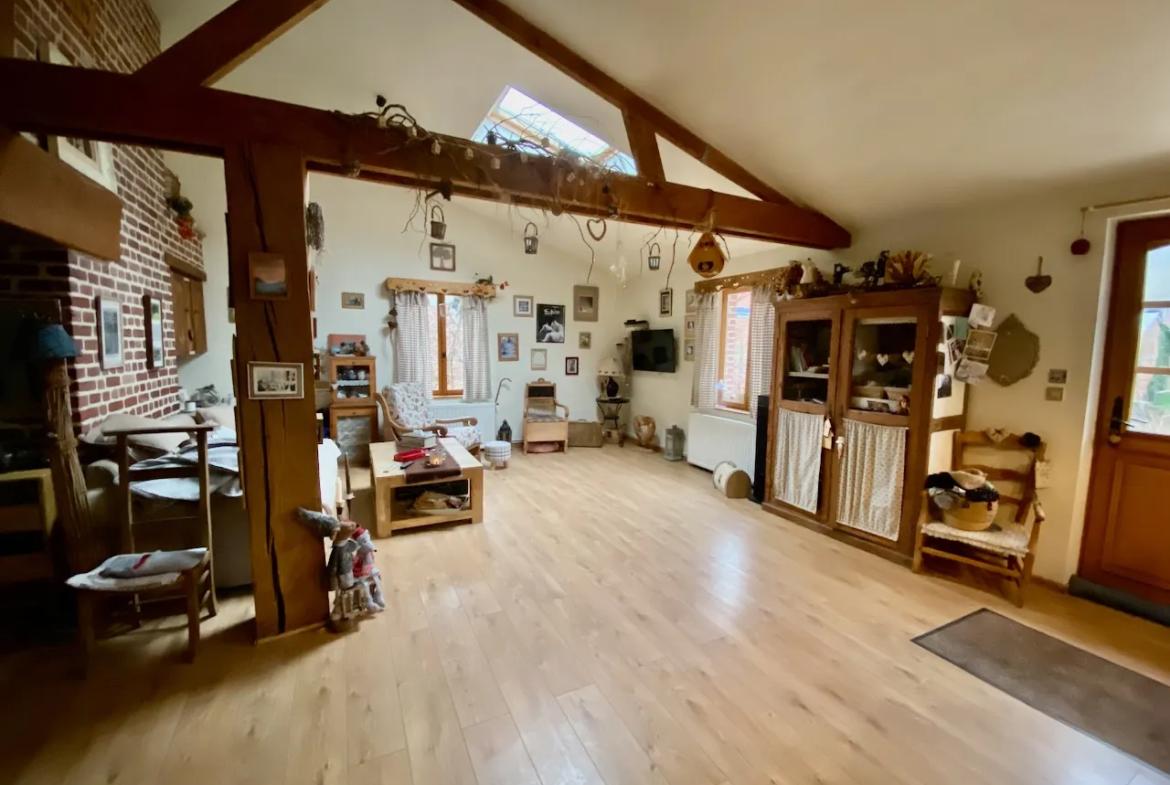 Maison en briques avec jardin verdoyant - Cartignies 