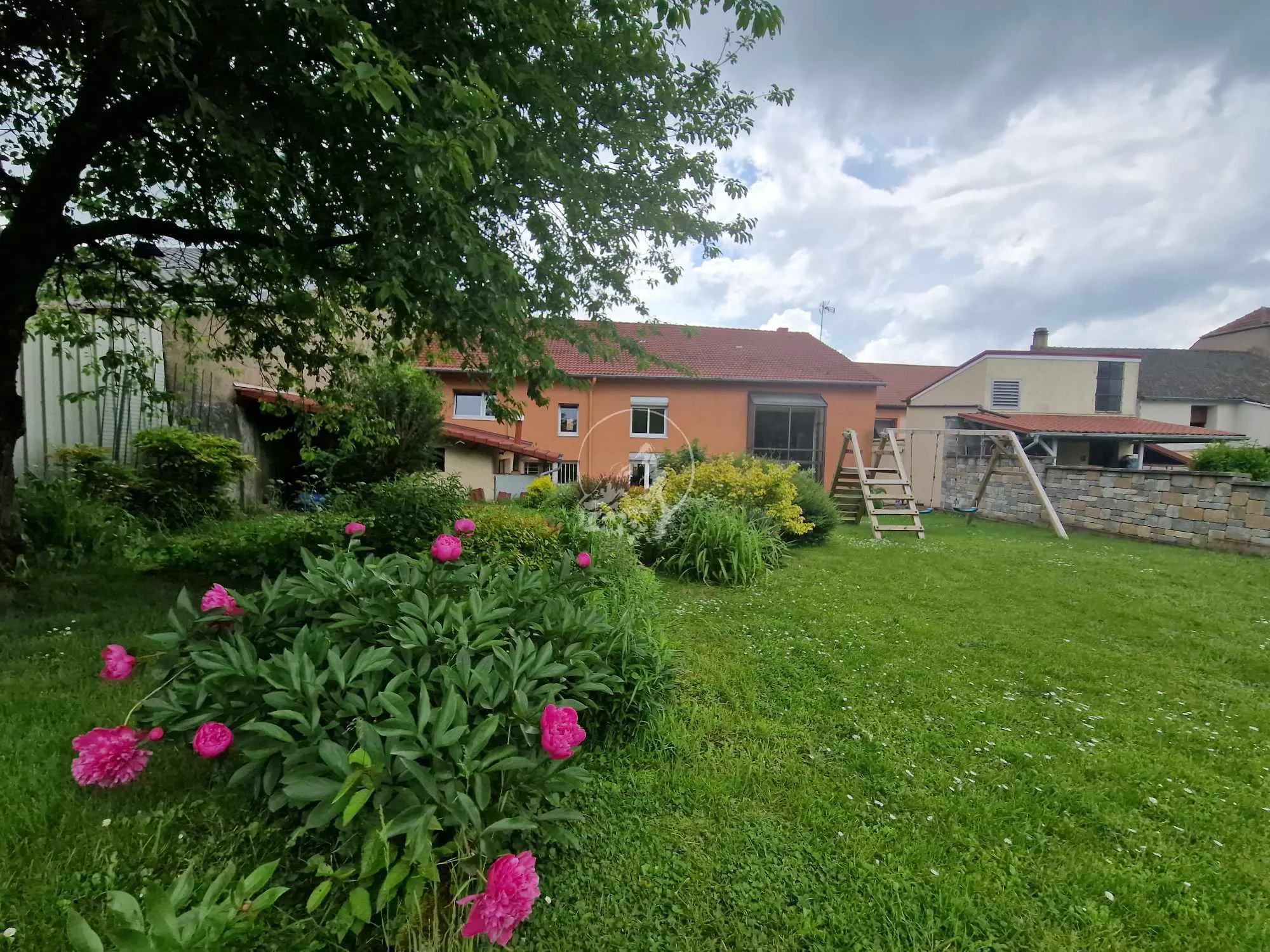 Maison de caractère à Laning avec 5 chambres 