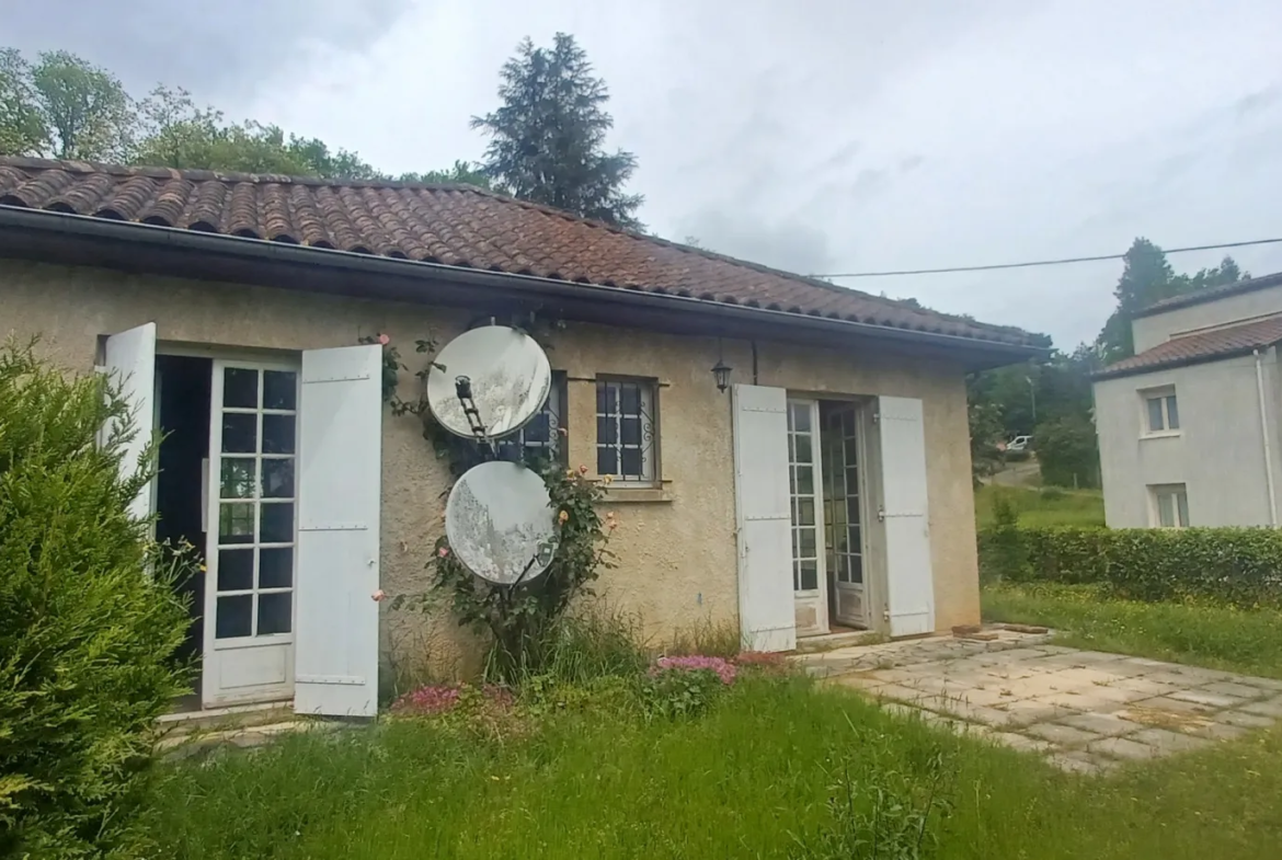 Maison de plain-pied à Sarlat avec terrain de 697m2 