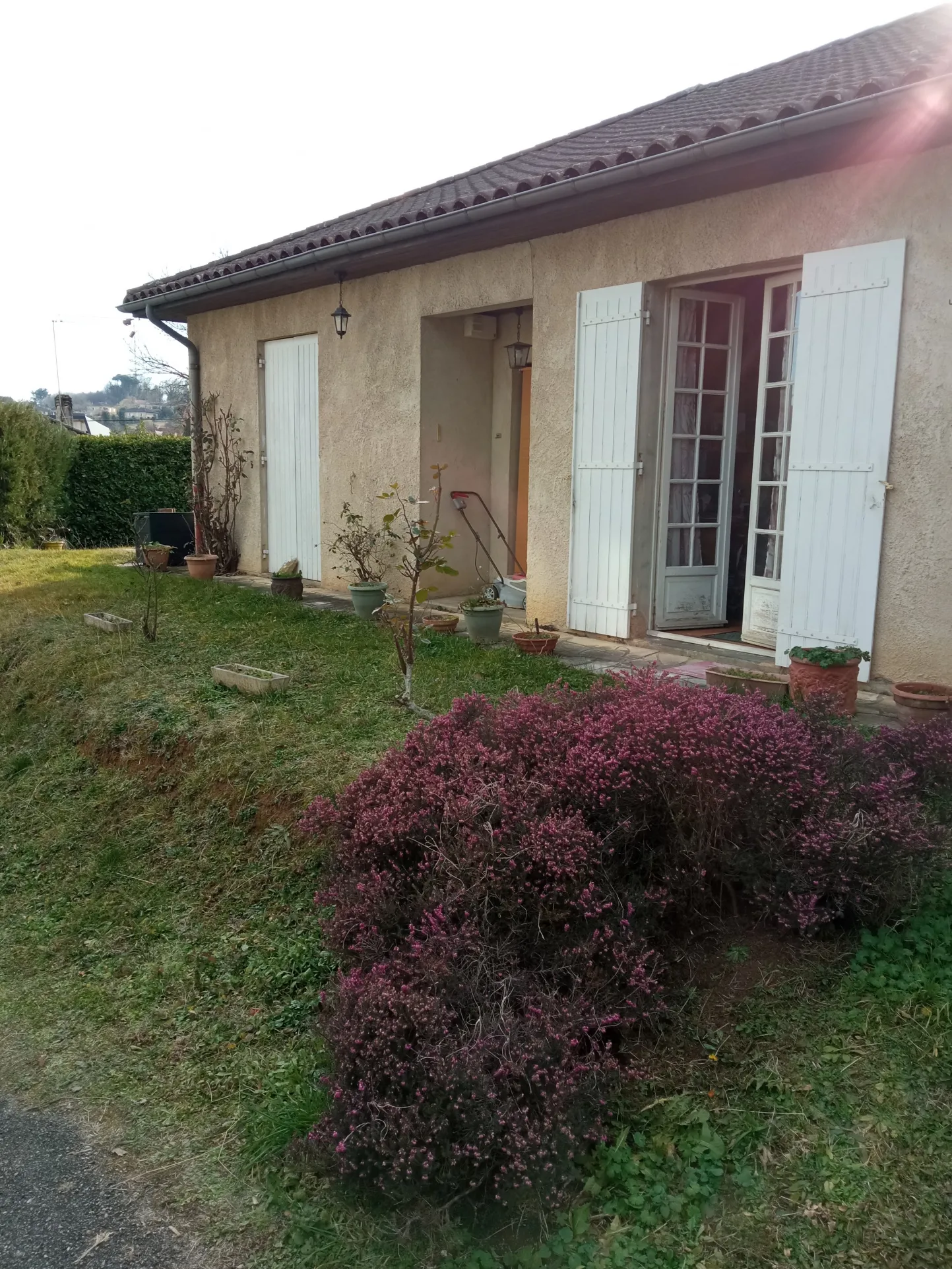 Maison de plain-pied à Sarlat avec terrain de 697m2 