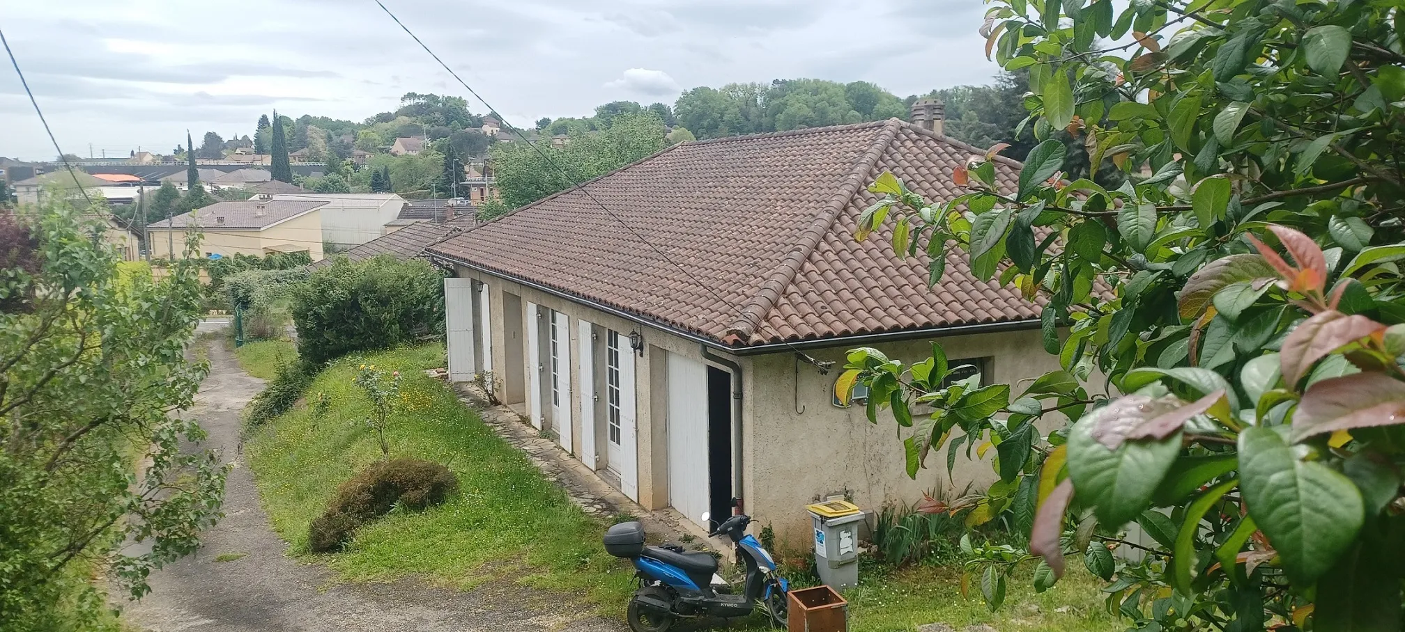 Maison de plain-pied à Sarlat avec terrain de 697m2 