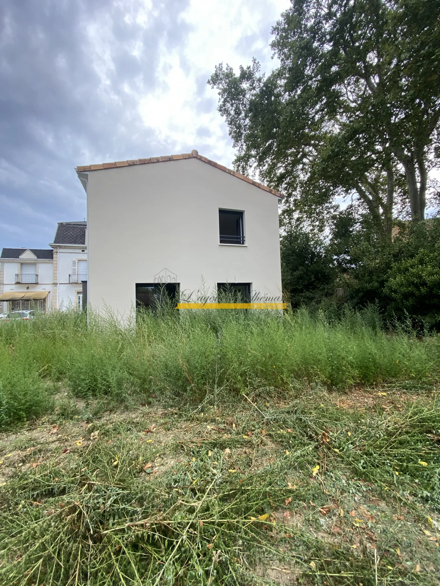 Maison Neuve à Montélimar avec 3 Chambres et Garage 