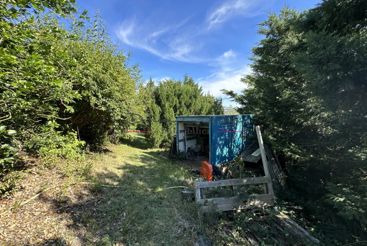 Maison individuelle avec vue sur la campagne à St Symphorien de Lay 