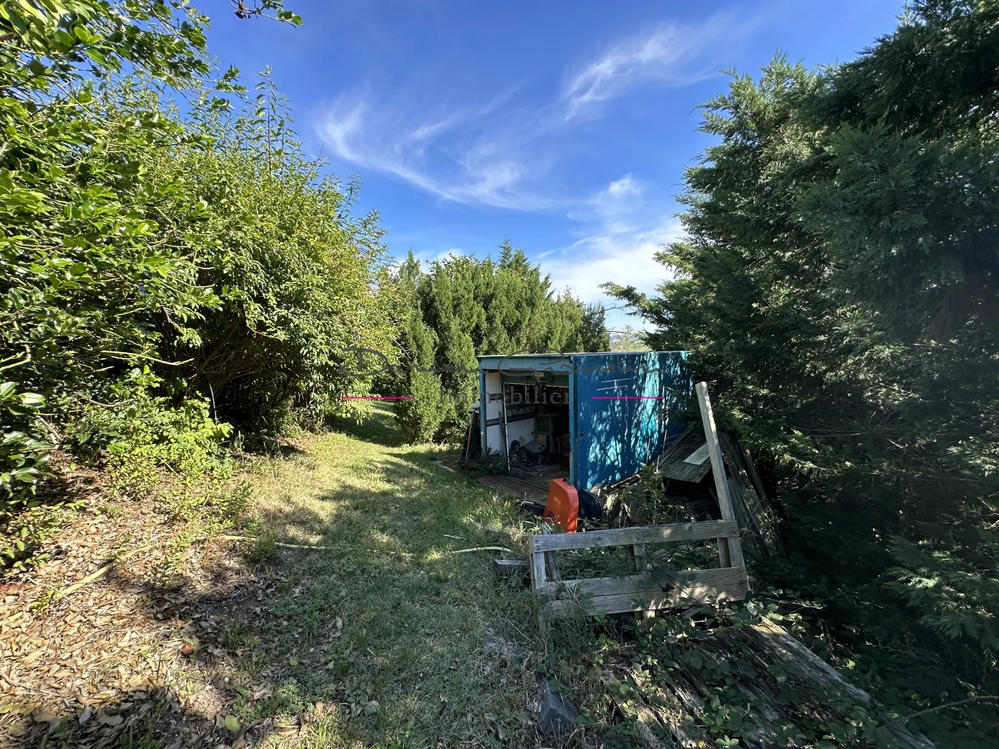 Maison individuelle avec vue sur la campagne à St Symphorien de Lay 