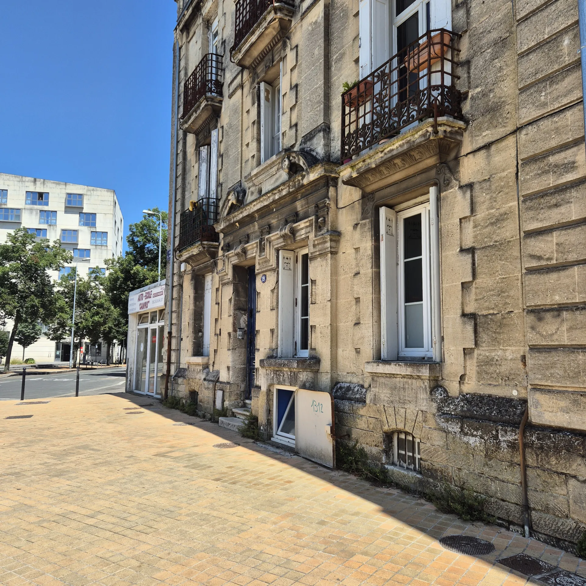 Appartement T2 Bis rénové à Bordeaux 