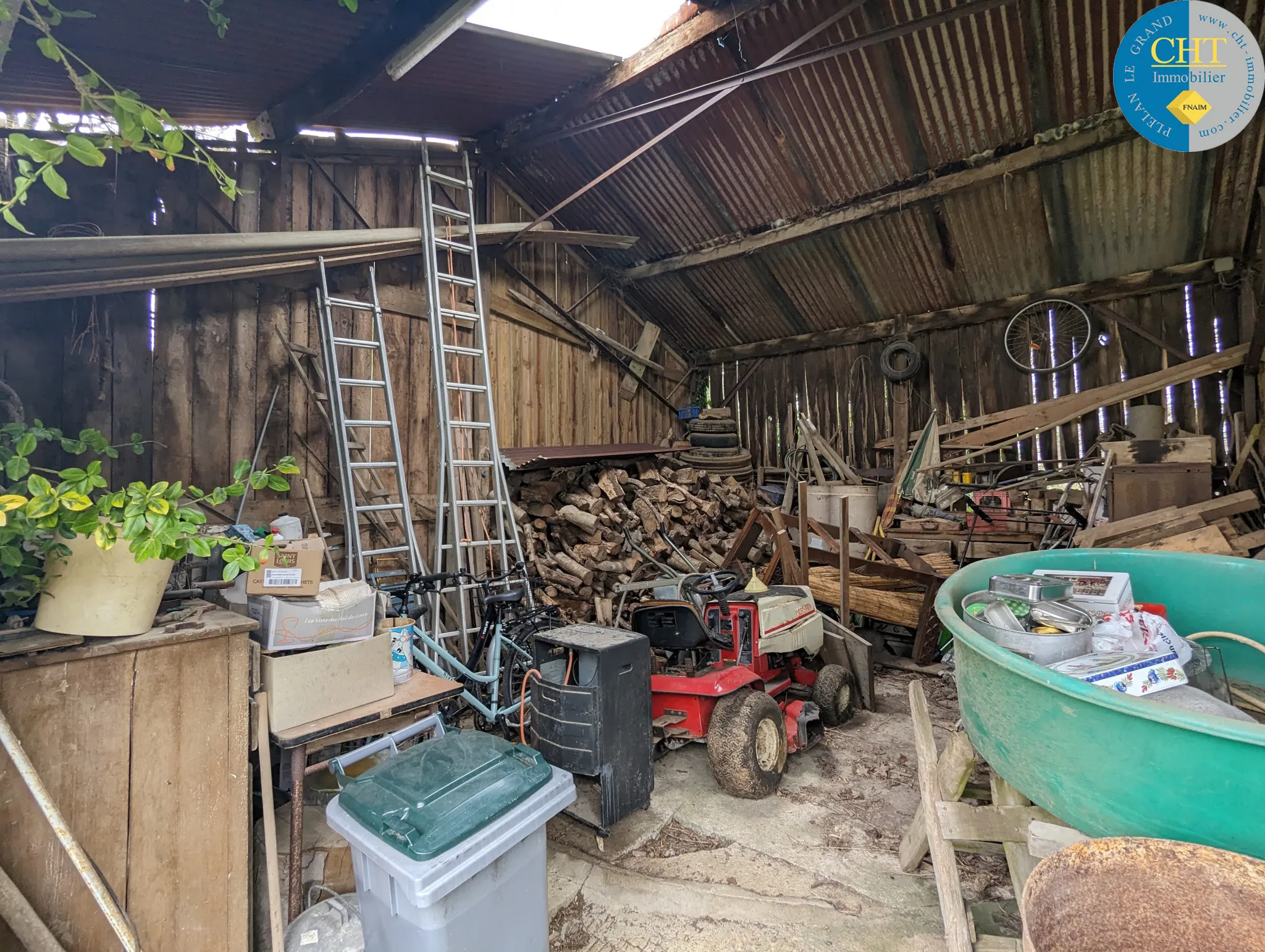 Maison en pierres avec 3 chambres à Guer 