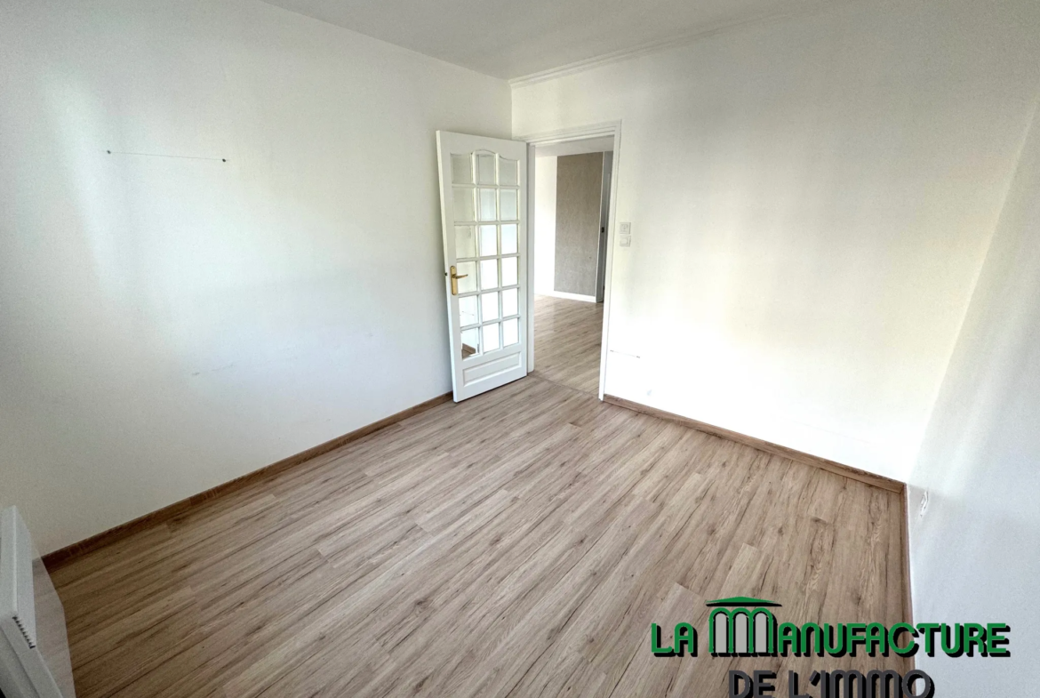 Appartement F4 à Saint-Étienne - Lumineux avec Vue Dégagée 