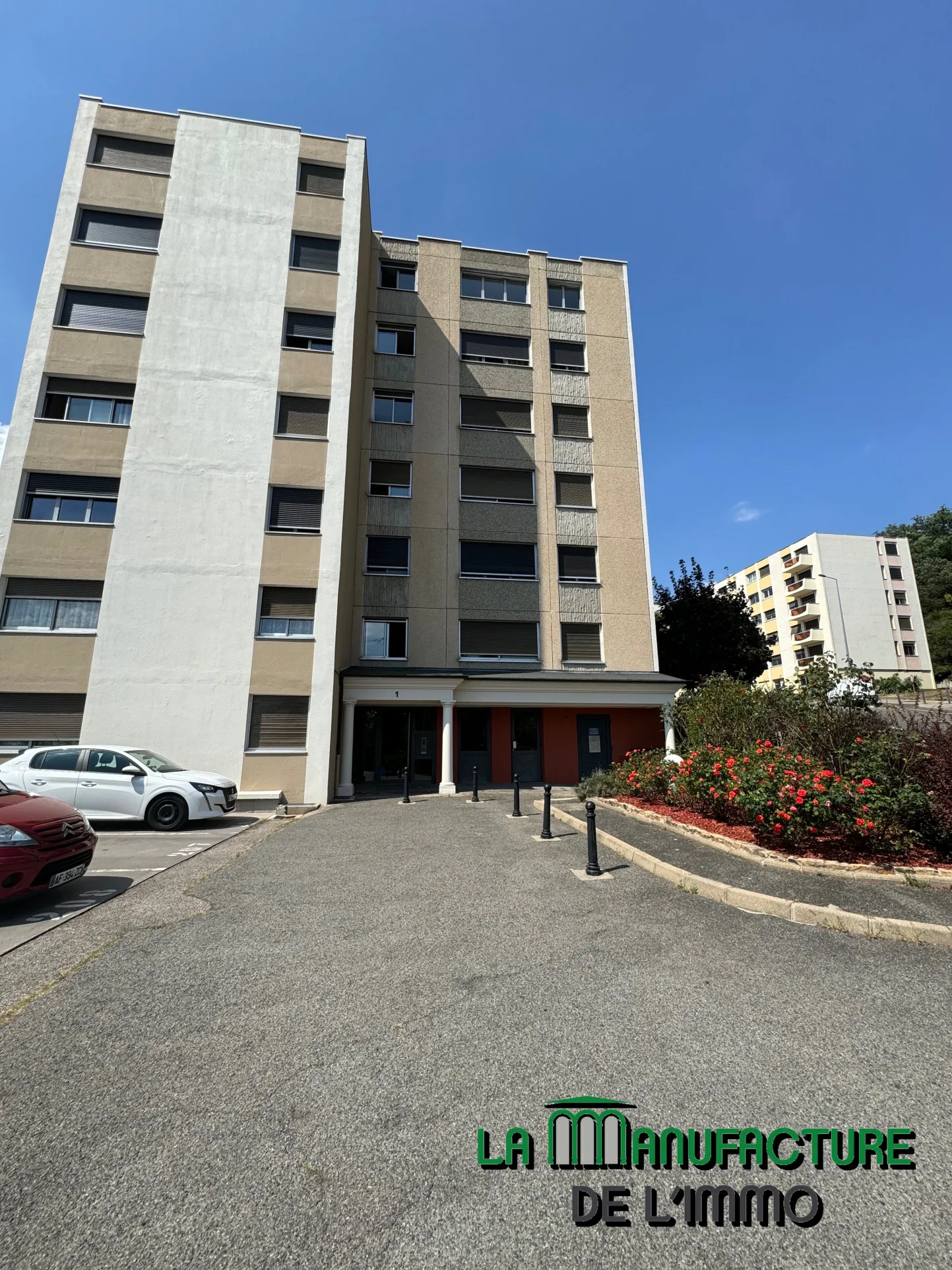 Appartement F4 à Saint-Étienne - Lumineux avec Vue Dégagée 