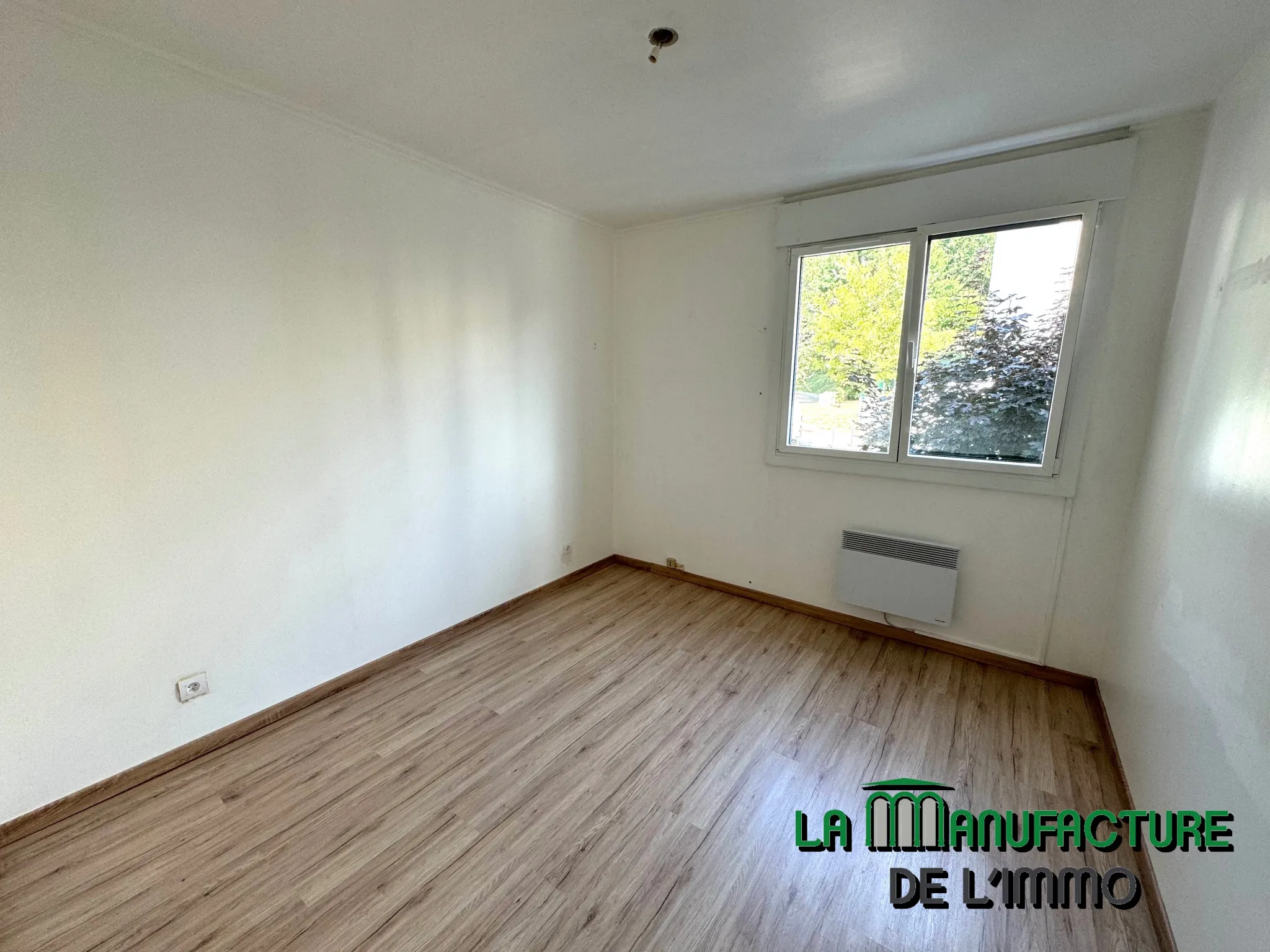 Appartement F4 à Saint-Étienne - Lumineux avec Vue Dégagée 