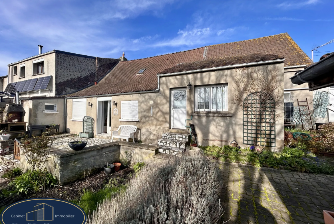 Maison Semi-Individuelle avec Jardin et Garage à La Sentinelle 