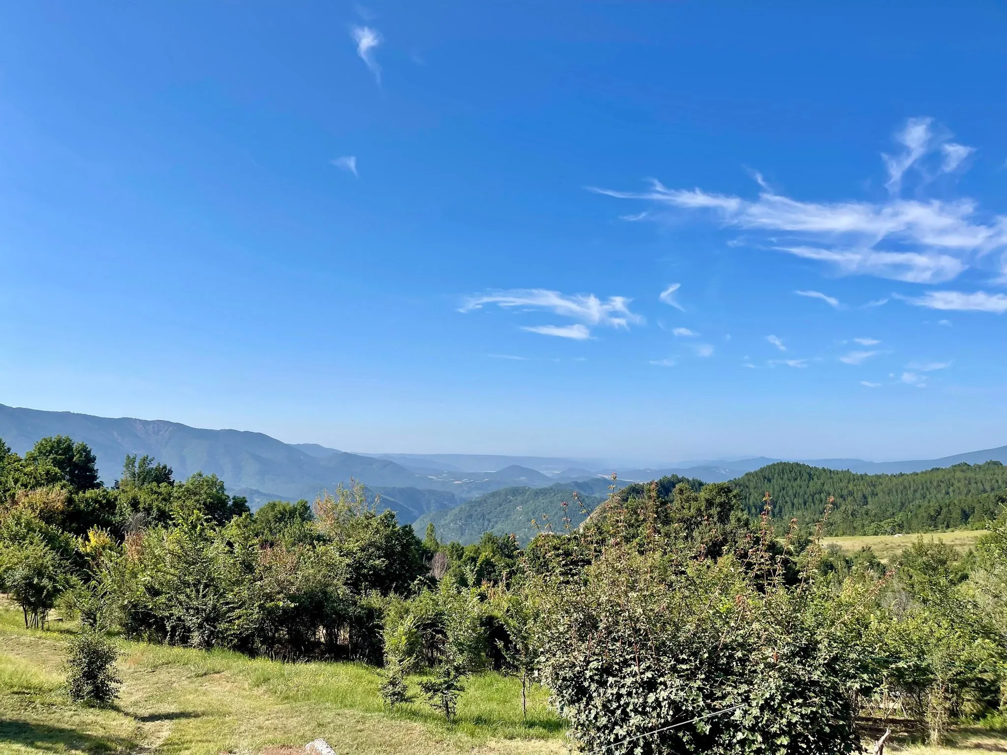 Maison Rénovée avec Vue Imprenable à Saint-Geniez 