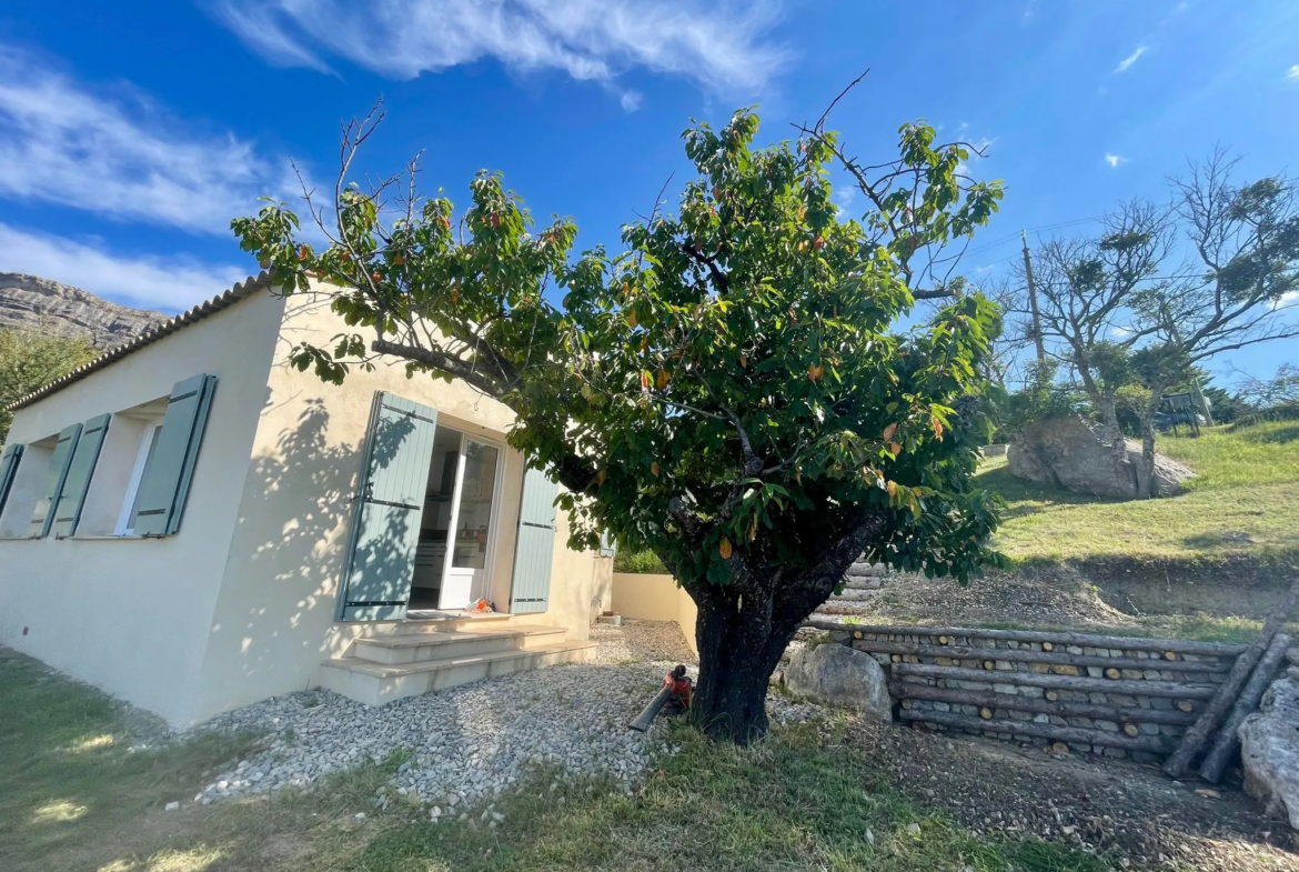 Maison Rénovée avec Vue Imprenable à Saint-Geniez 