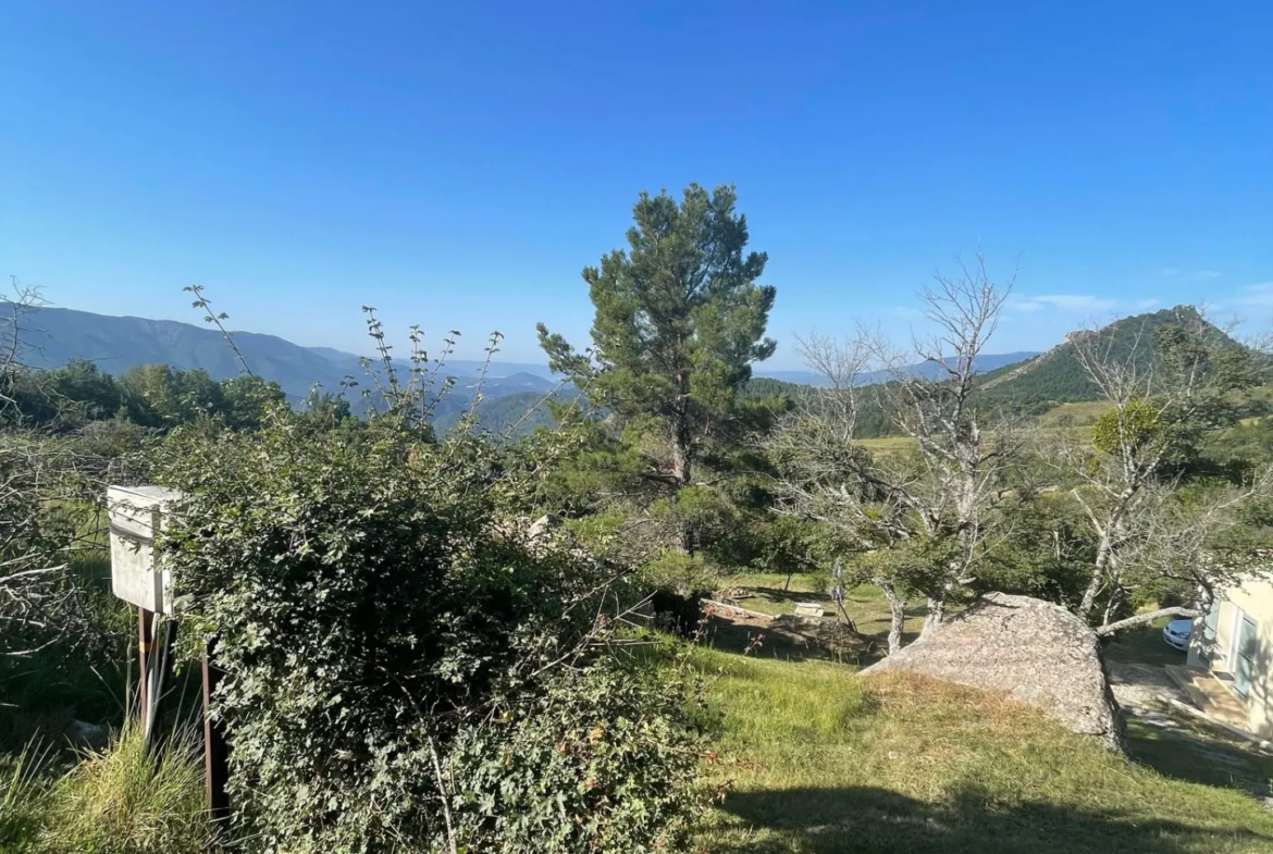 Maison Rénovée avec Vue Imprenable à Saint-Geniez 