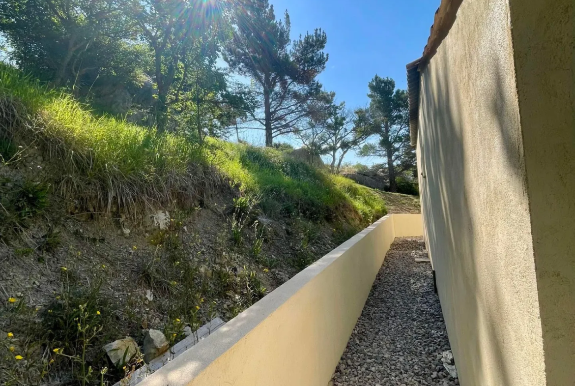 Maison Rénovée avec Vue Imprenable à Saint-Geniez 