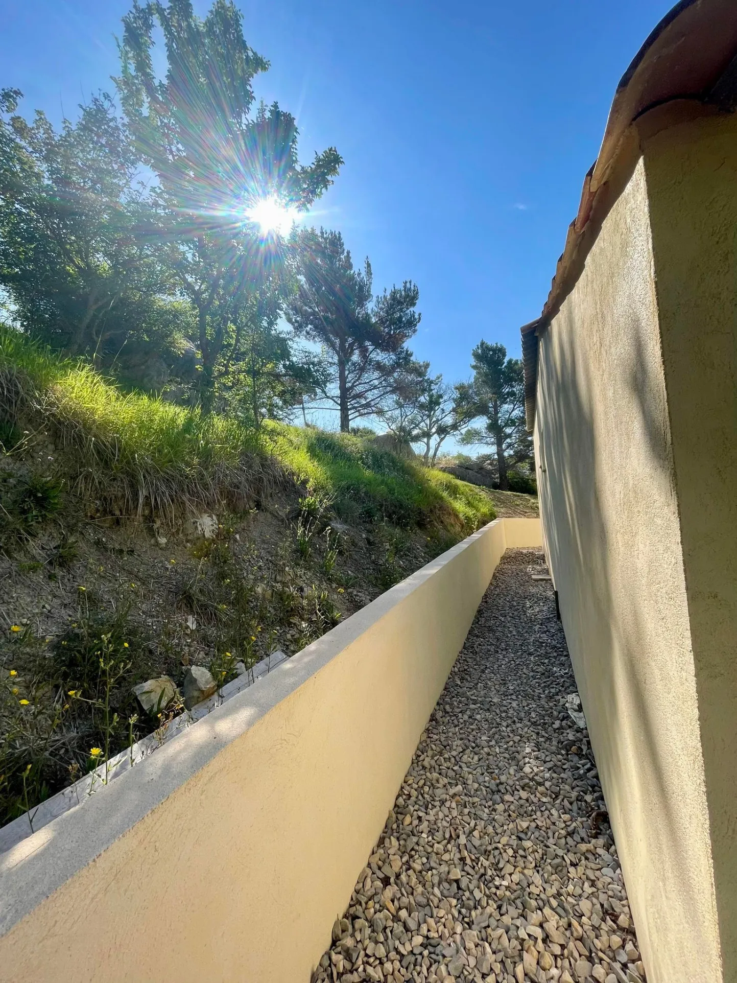 Maison Rénovée avec Vue Imprenable à Saint-Geniez 