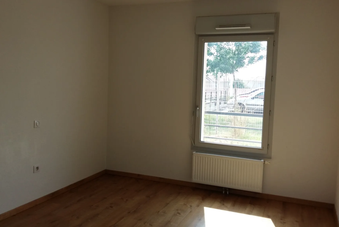 Appartement T3 de 61.5 m2 avec jardin privatif à Cornebarrieu 