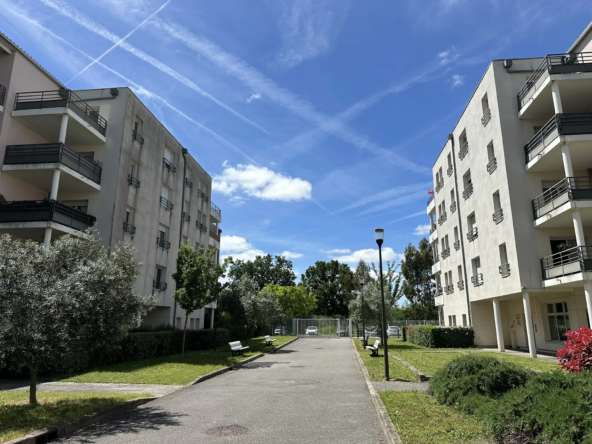 Appartement T3 de 61.5 m2 avec jardin privatif à Cornebarrieu