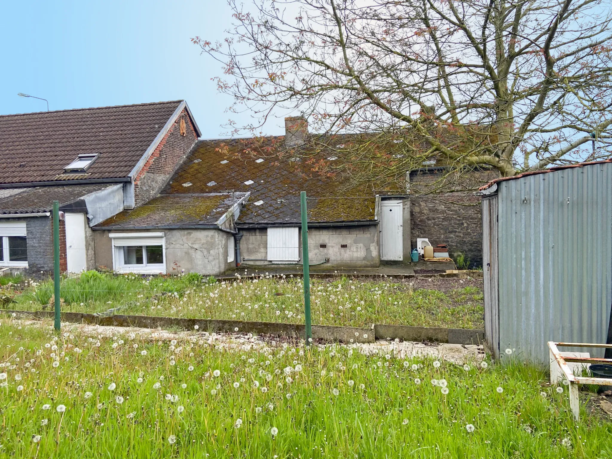 Maison Pierre et Brique avec Garage à Boussois 