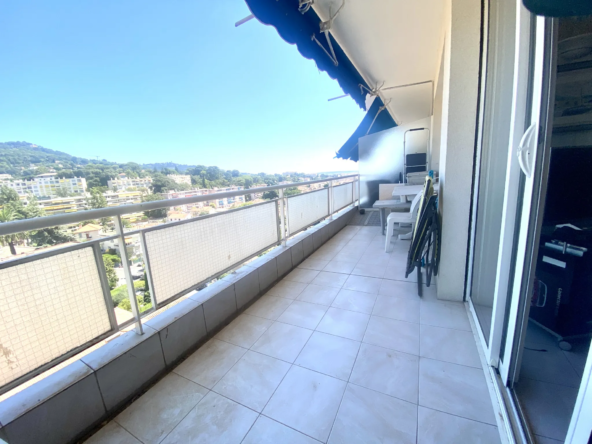 Appartement lumineux de 70 m2 avec terrasse à Le Cannet