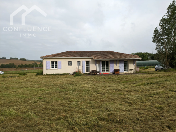 Maison de plain pied avec 4 chambres à Monclar