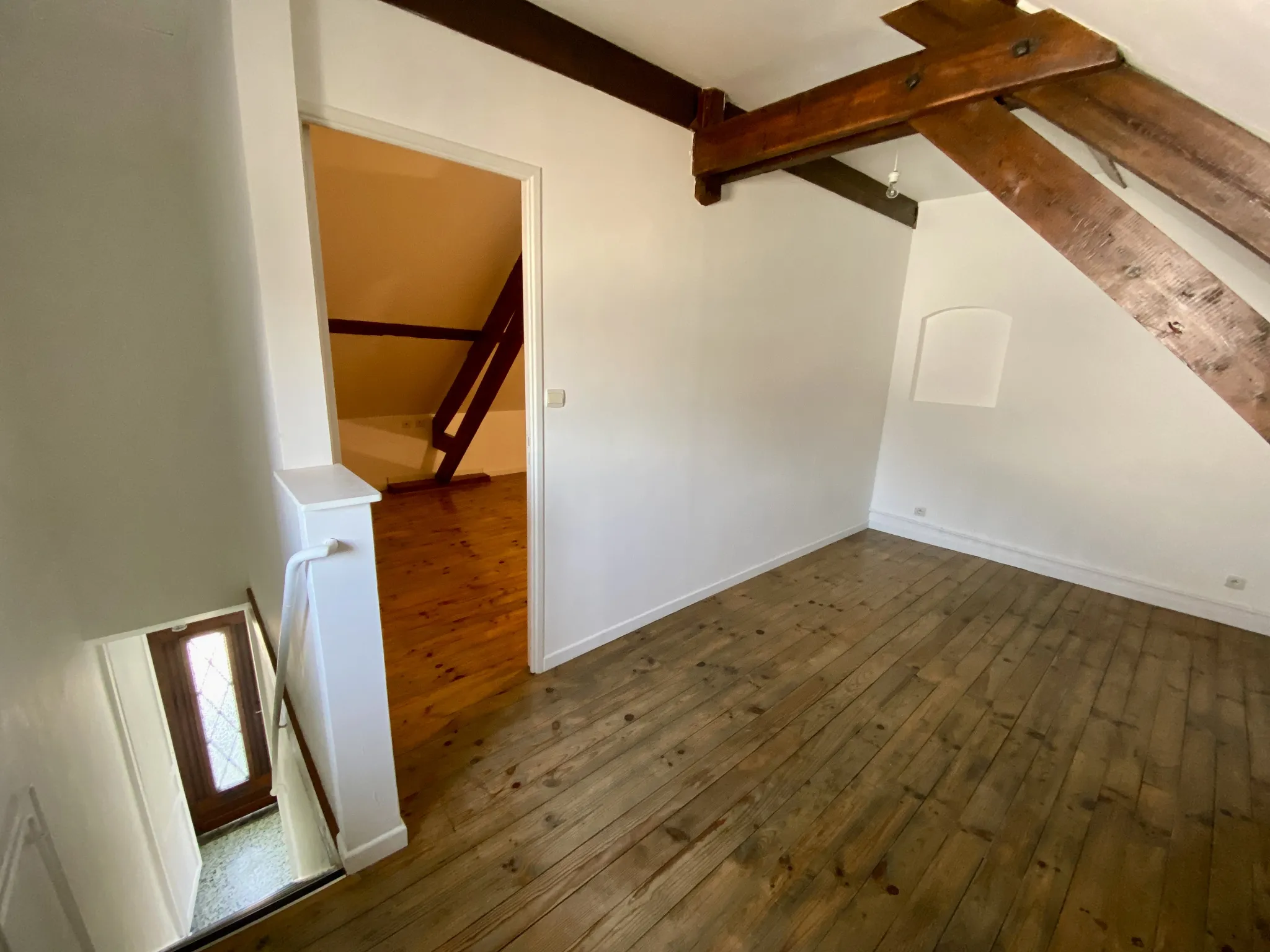 Maison charmante à Maubeuge - 95m² - 65250€ 