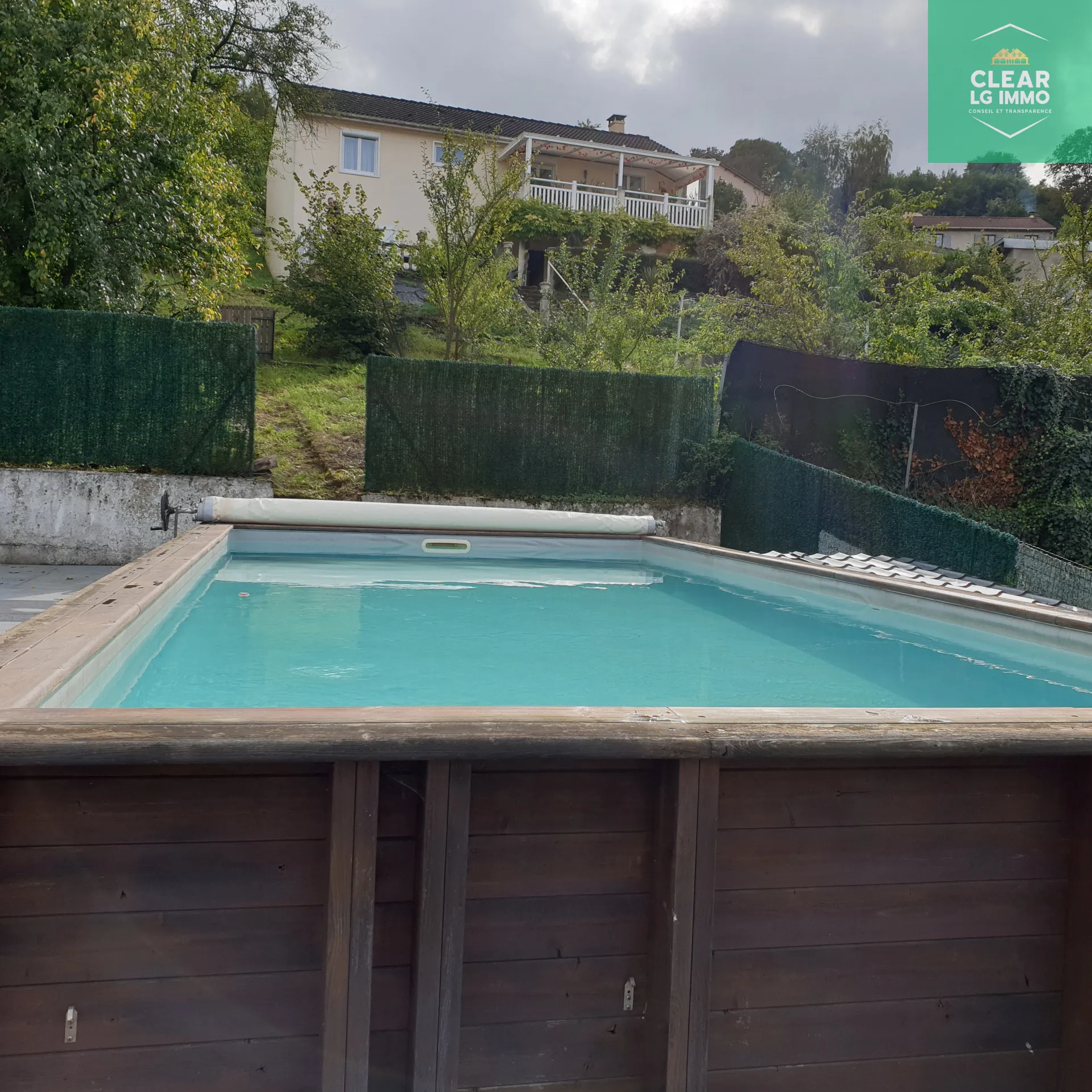 Maison de caractère avec piscine et terrasses à Ranguevaux 