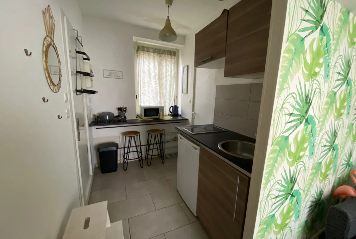 Studio Nimes Quartier Richelieu proche des facultés 15m2 à vendre 