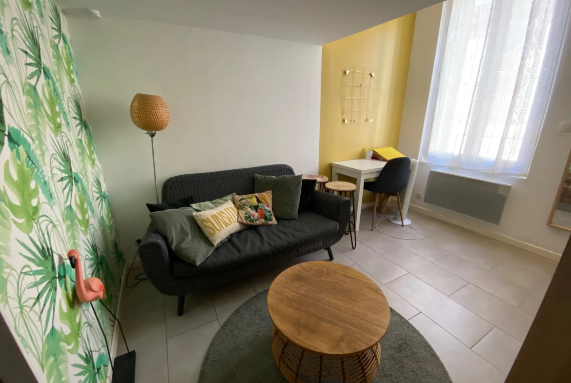 Studio Nimes Quartier Richelieu proche des facultés 15m2 à vendre 