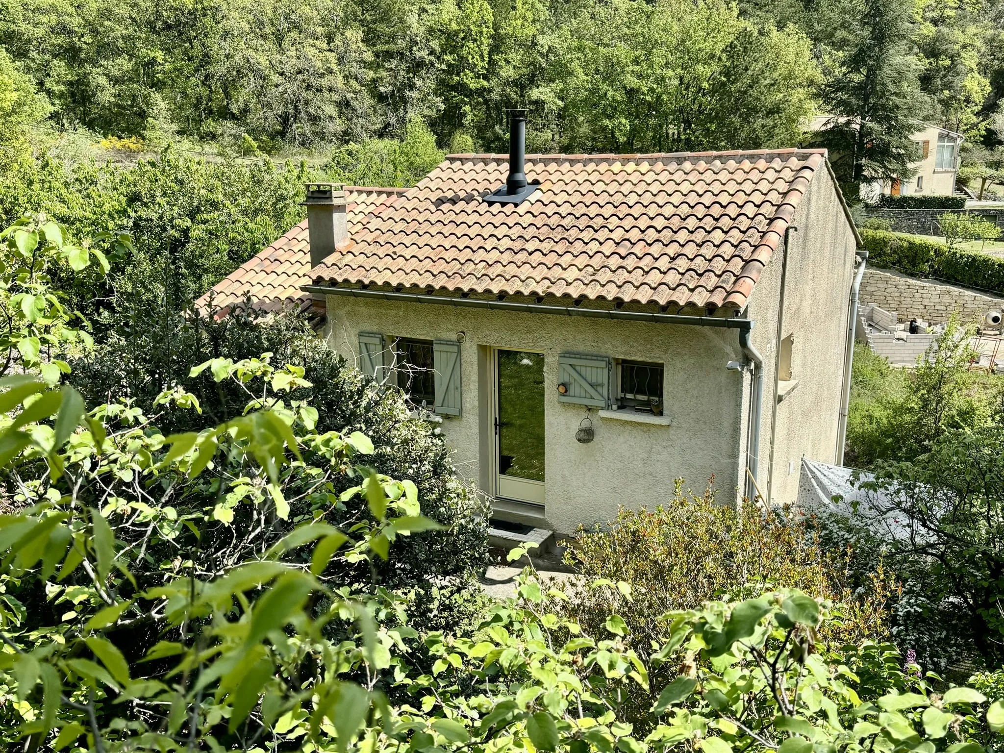 Maison Atypique Pleine de Charme à Malaucène 