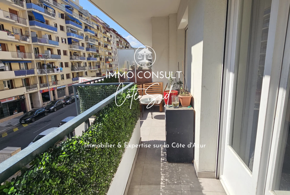 Appartement 3 pièces 85m2 rénové à Nice 