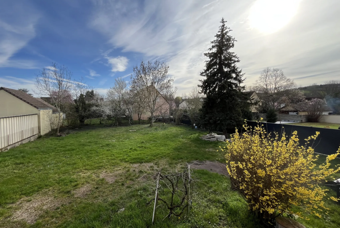 Belle maison proche d'Auxerre avec jardin exposé Sud 