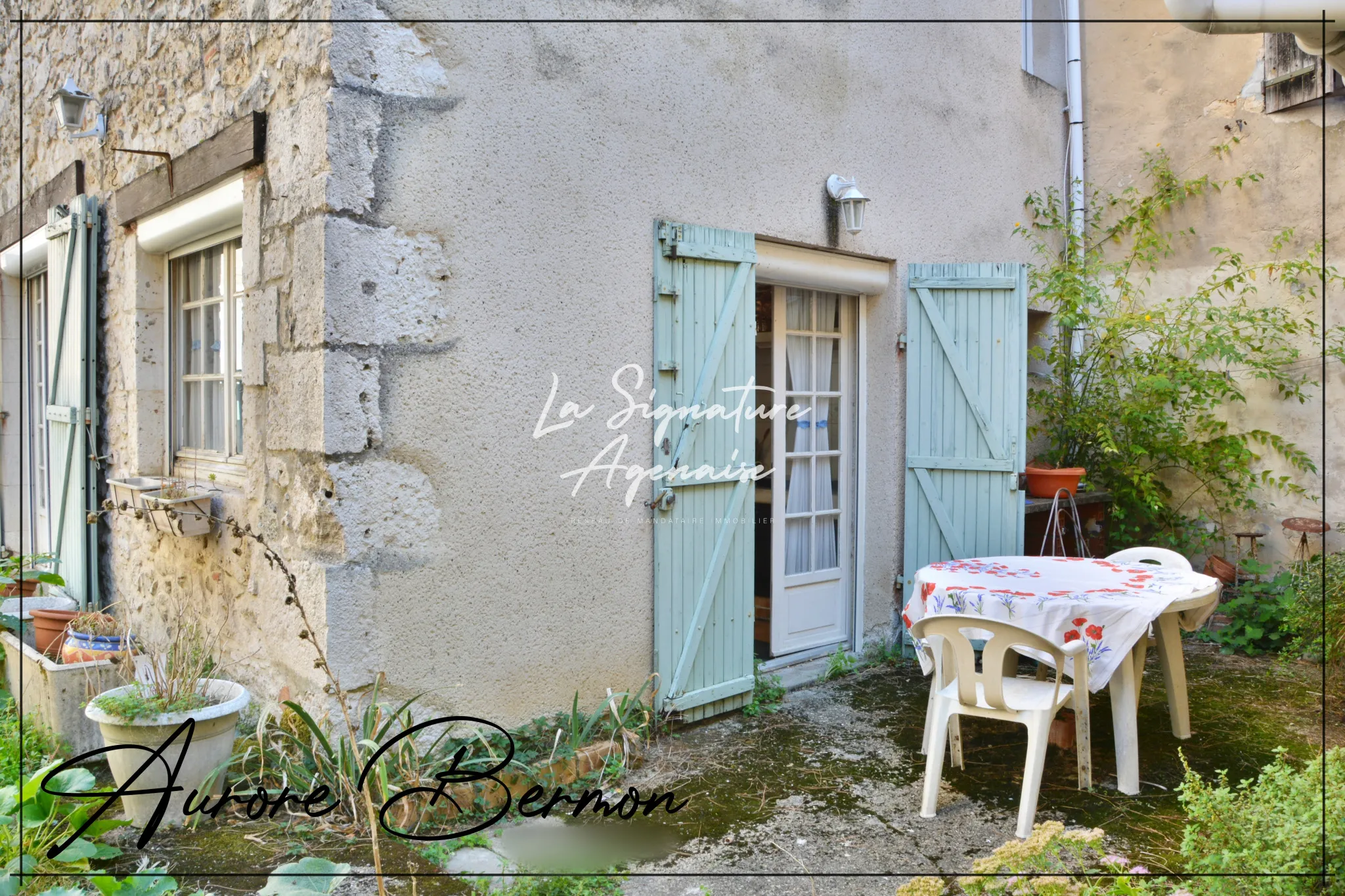 Maison de Village en Pierre avec Cour et Jardinet à Vianne 