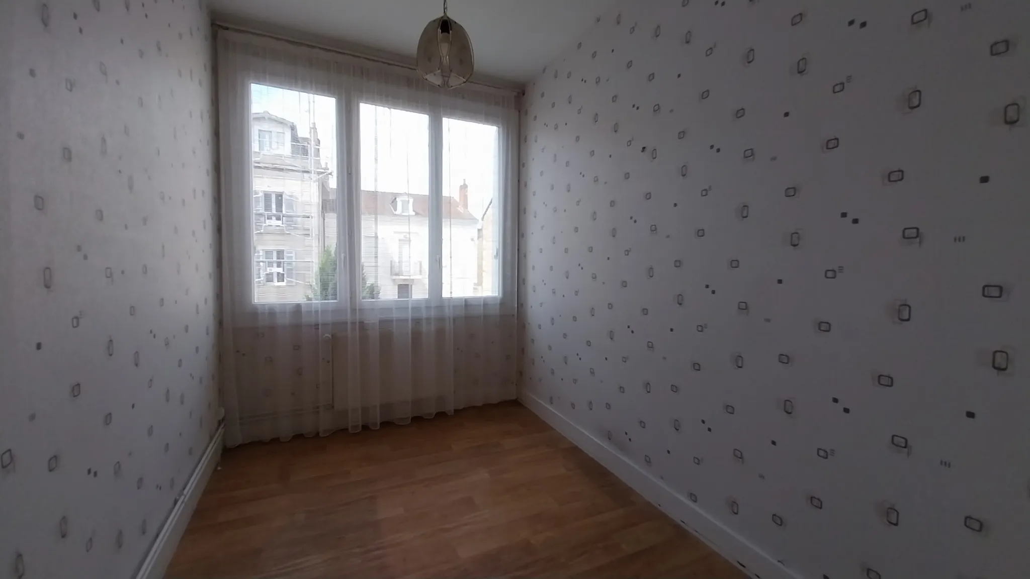 Appartement T4 avec terrasse à Perigueux 