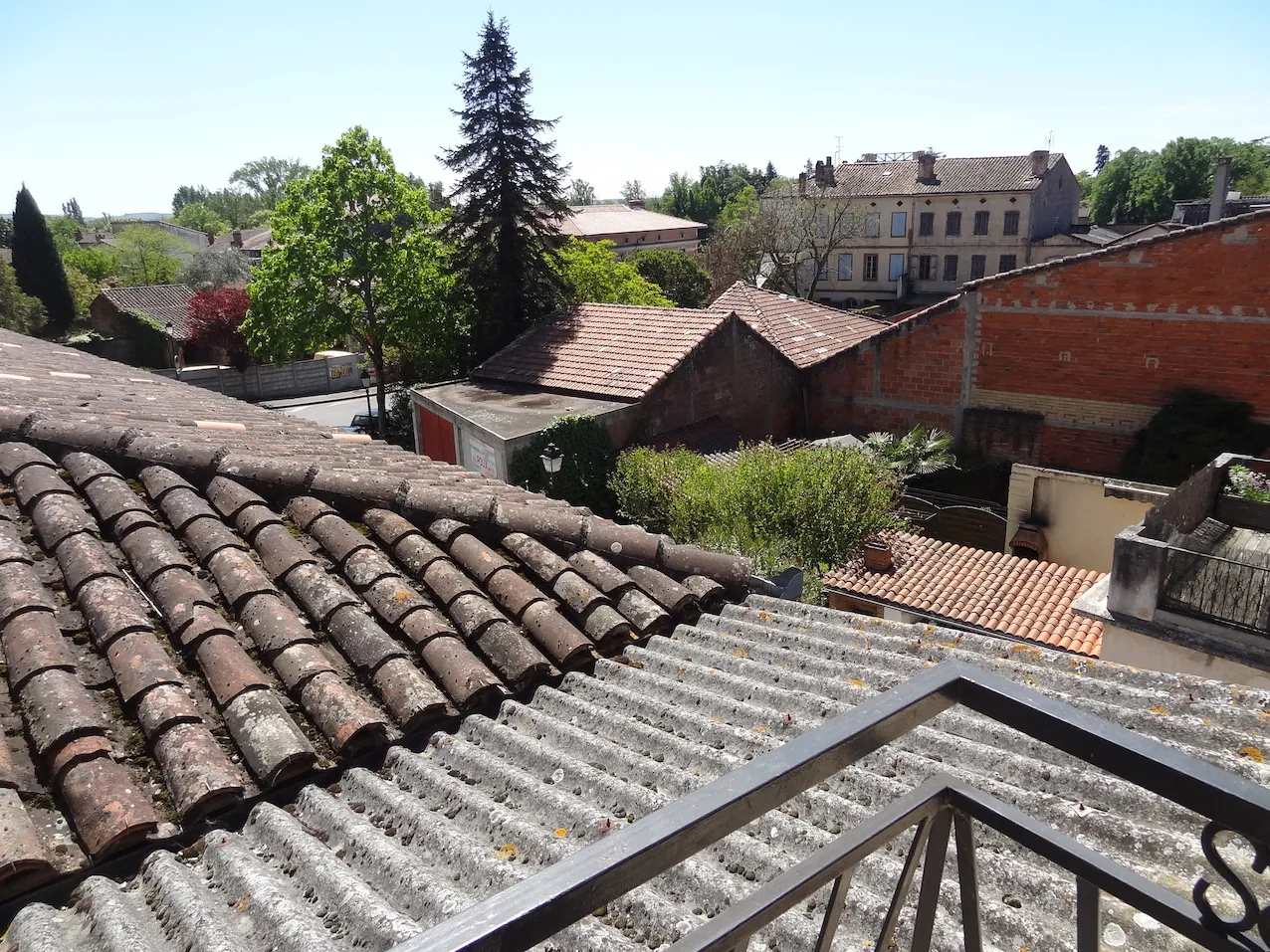 Immeuble à vendre au centre de VILLEMUR SUR TARN 