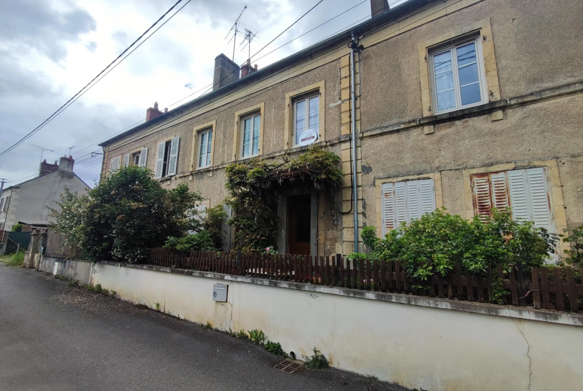 Bel appartement en plein centre de Guérigny tout proche des Forges Royales 