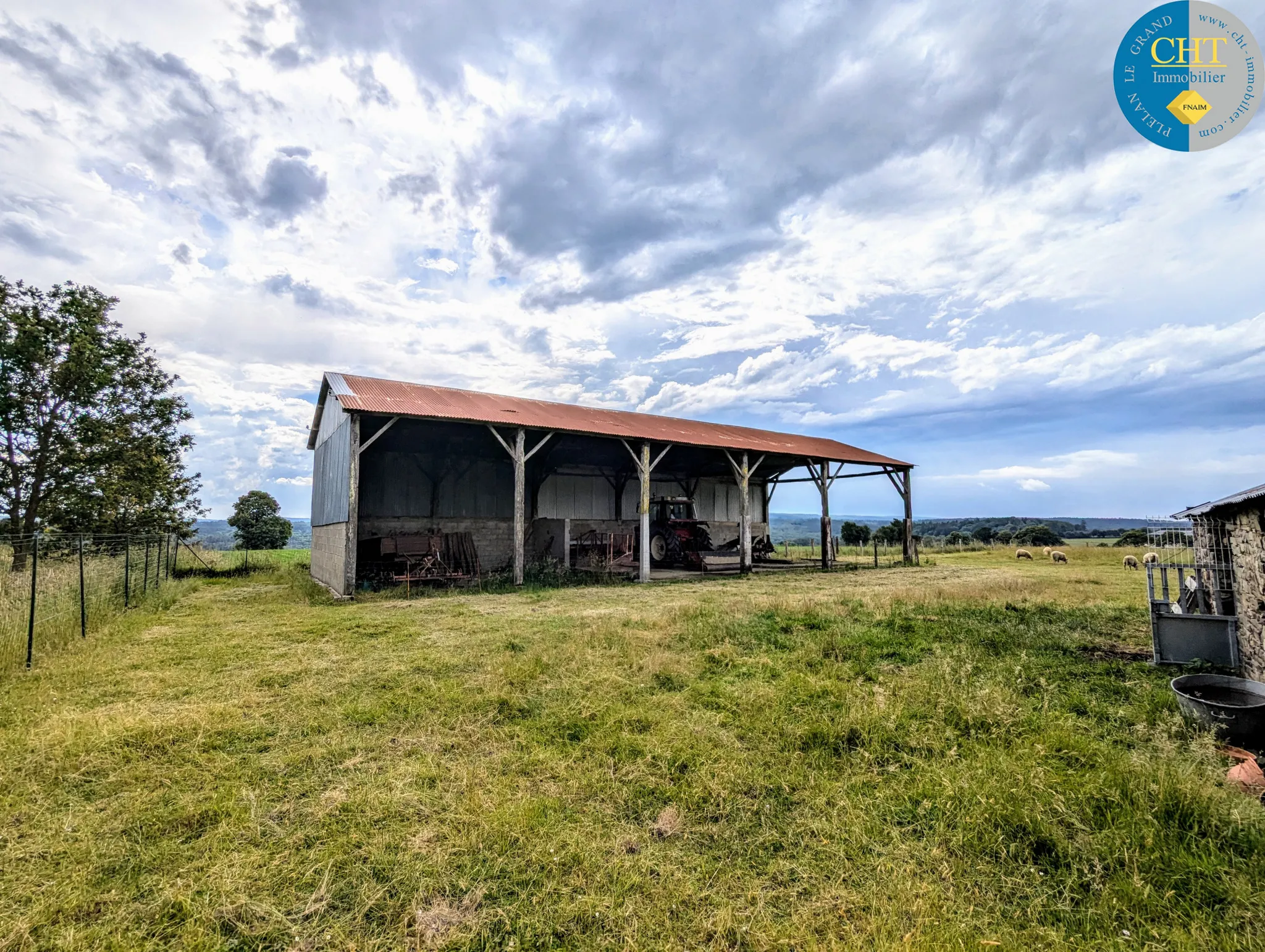 Longère en campagne à PLELAN LE GRAND avec vue sur Brocéliande 