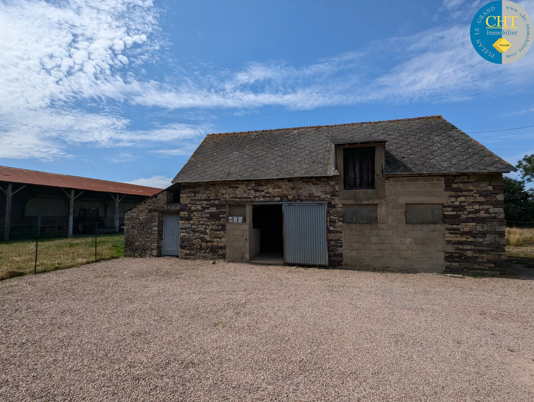 Longère en campagne à PLELAN LE GRAND avec vue sur Brocéliande 