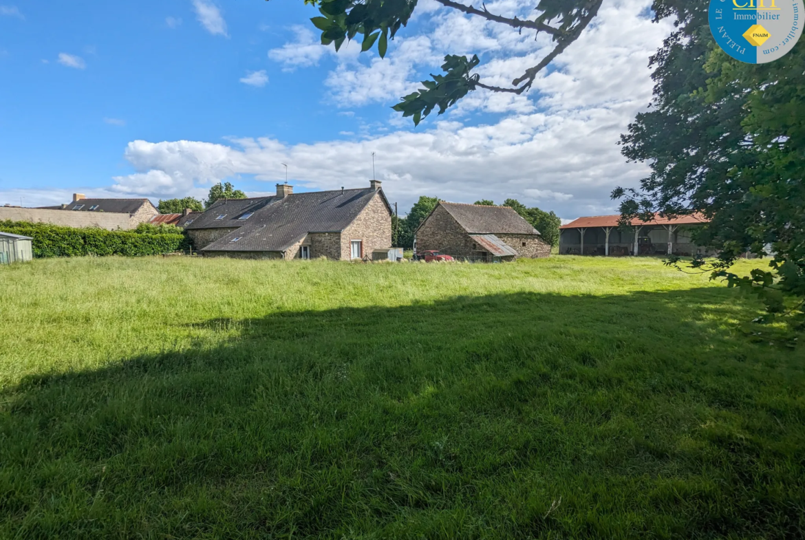 Longère en campagne à PLELAN LE GRAND avec vue sur Brocéliande 