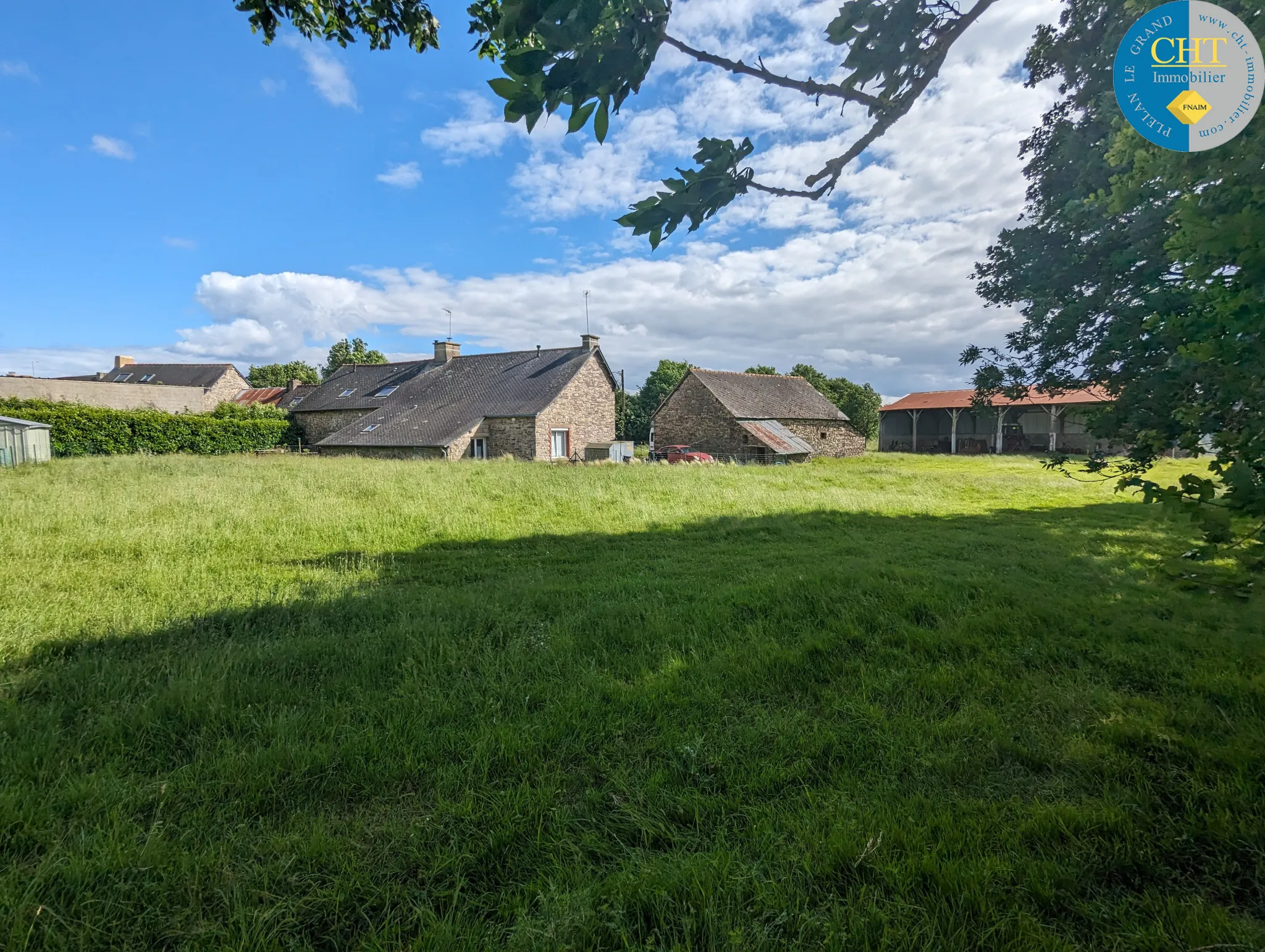 Longère en campagne à PLELAN LE GRAND avec vue sur Brocéliande 