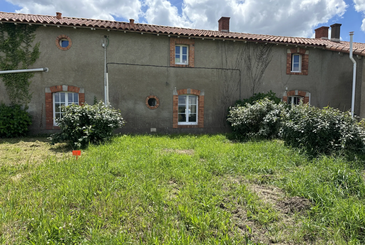 Maison 2 chambres - La Chapelle Heulin 