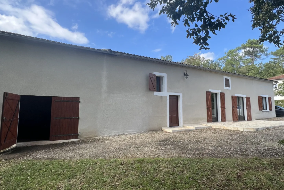 Longère Rénovée avec Piscine et Jardin 