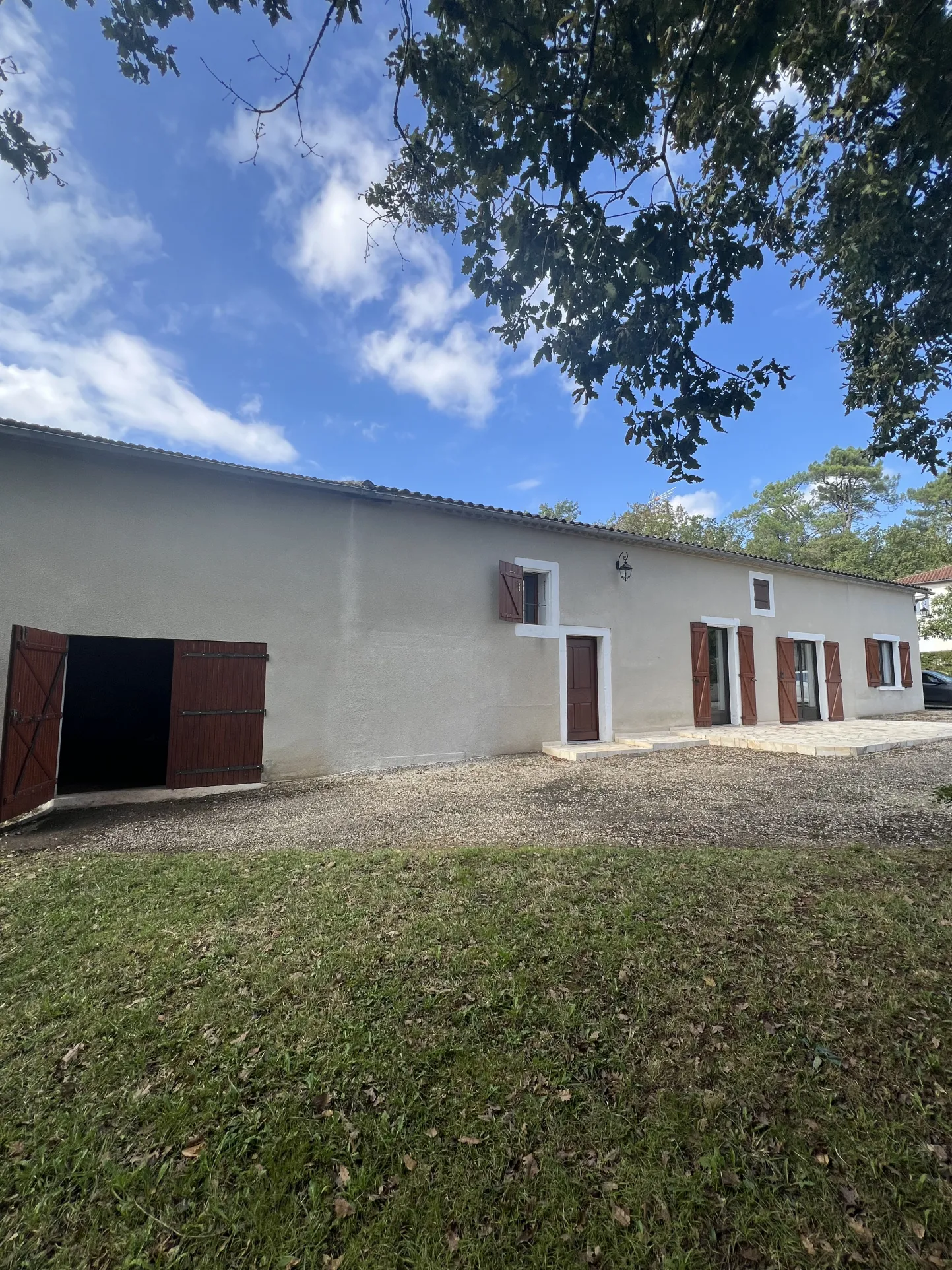 Longère Rénovée avec Piscine et Jardin 