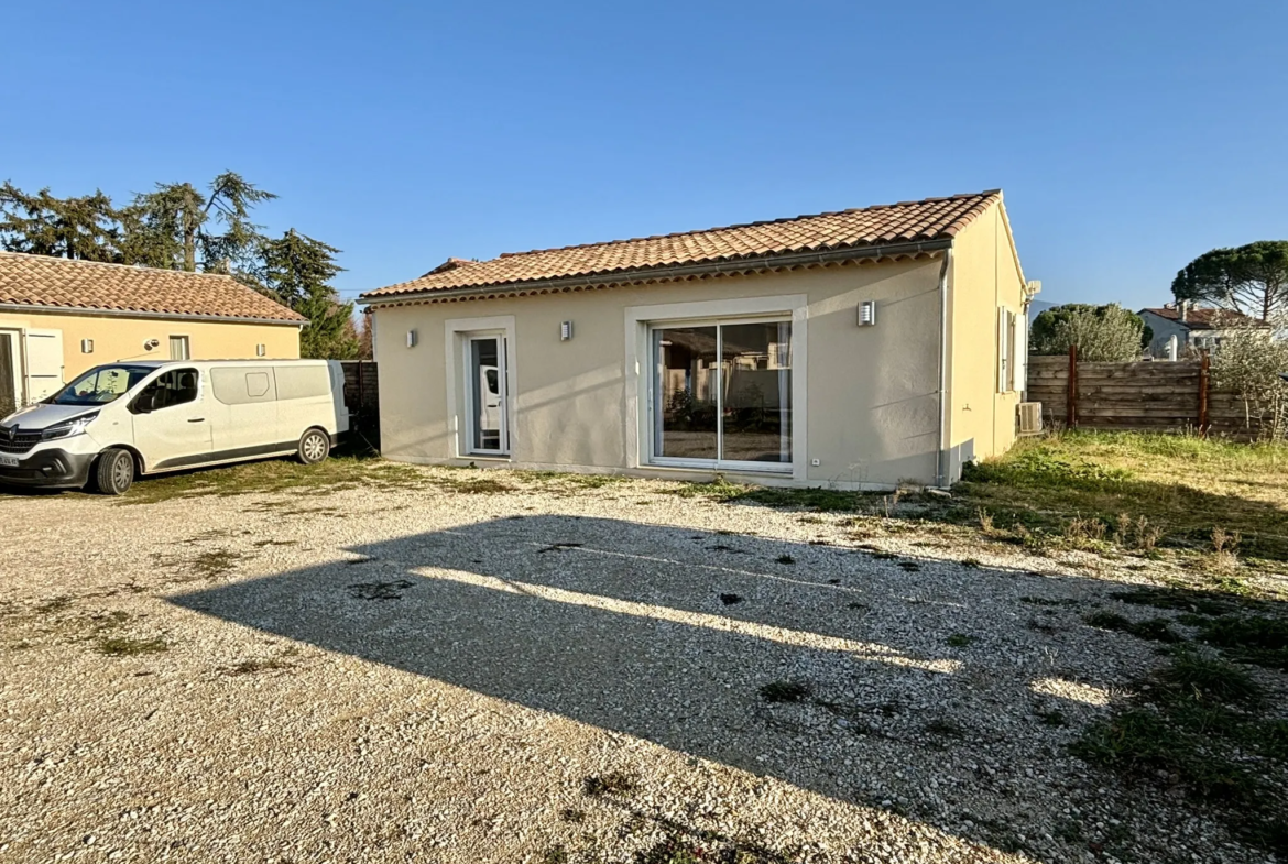 Villa de plain pied avec jardin à Vaison 