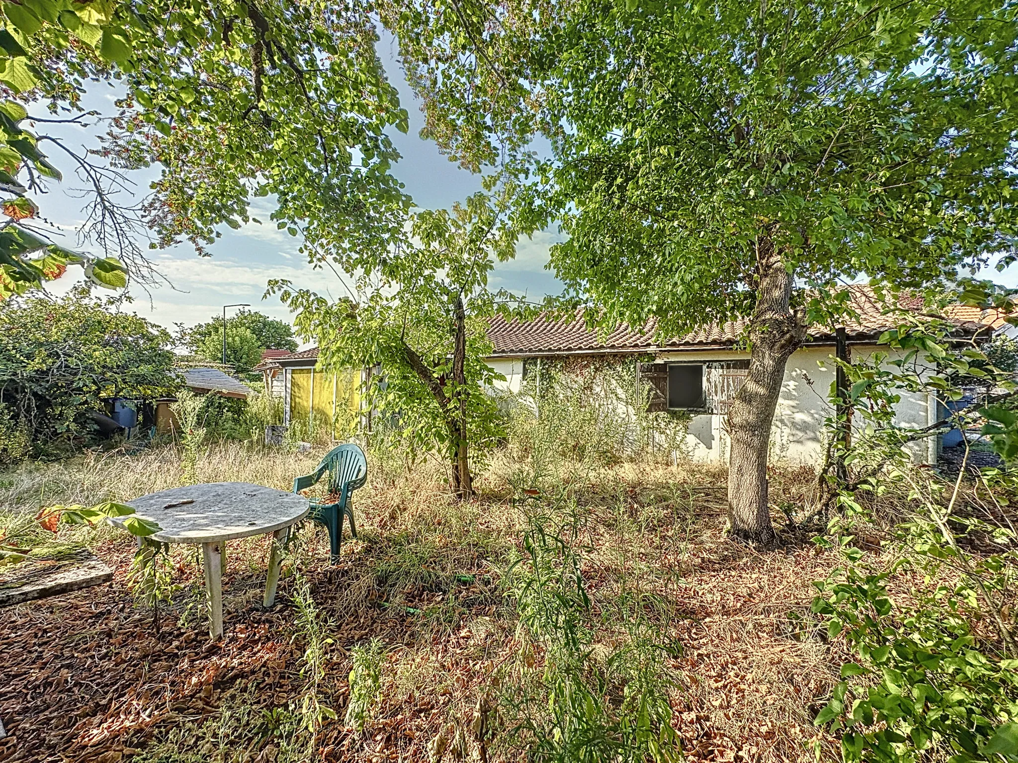 Maison T4 à rénover sur terrain 420m2 à Cazaux 