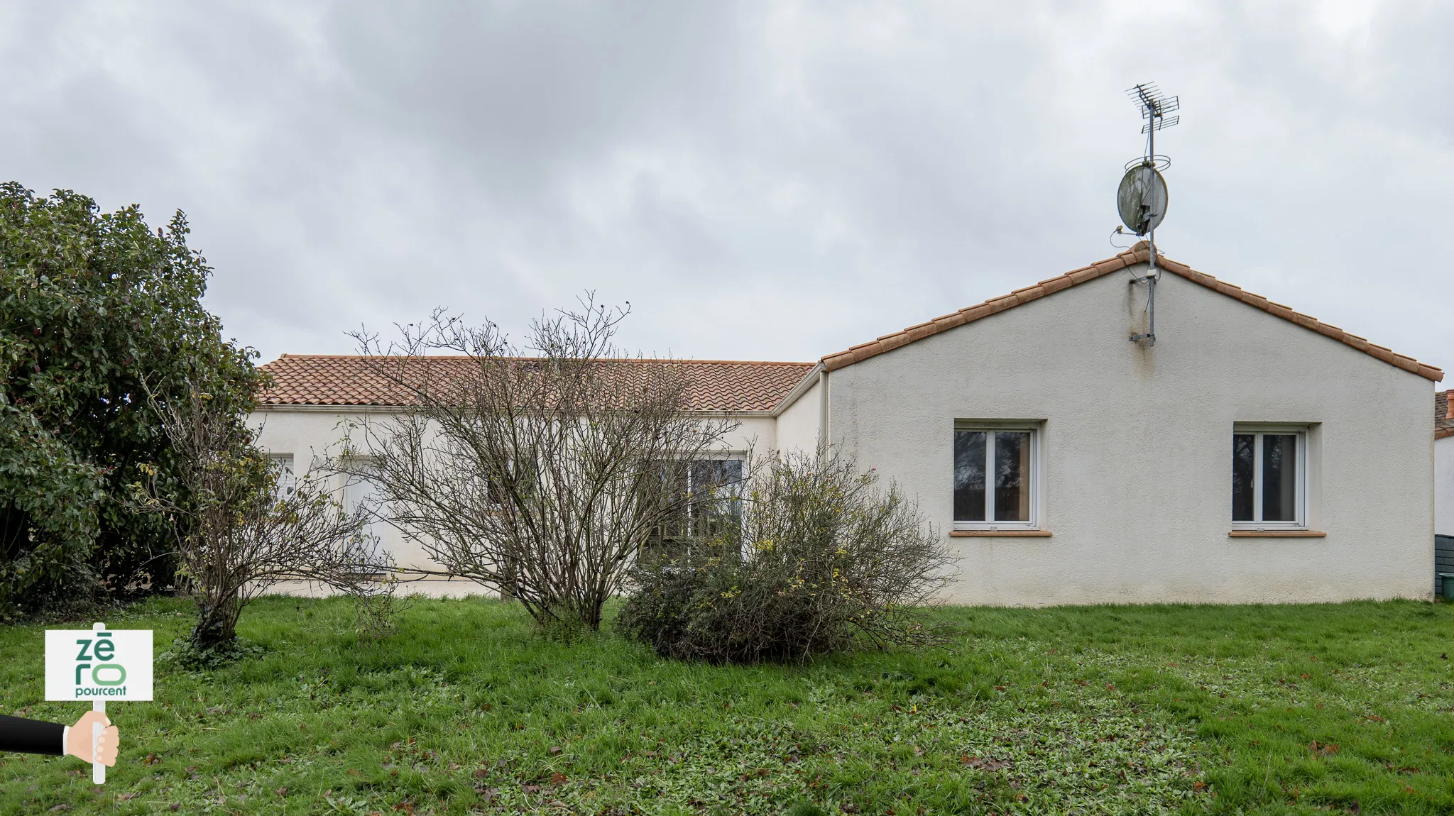 Maison 4 pièces à Le Poire sur Vie avec cuisine ouverte et garage 