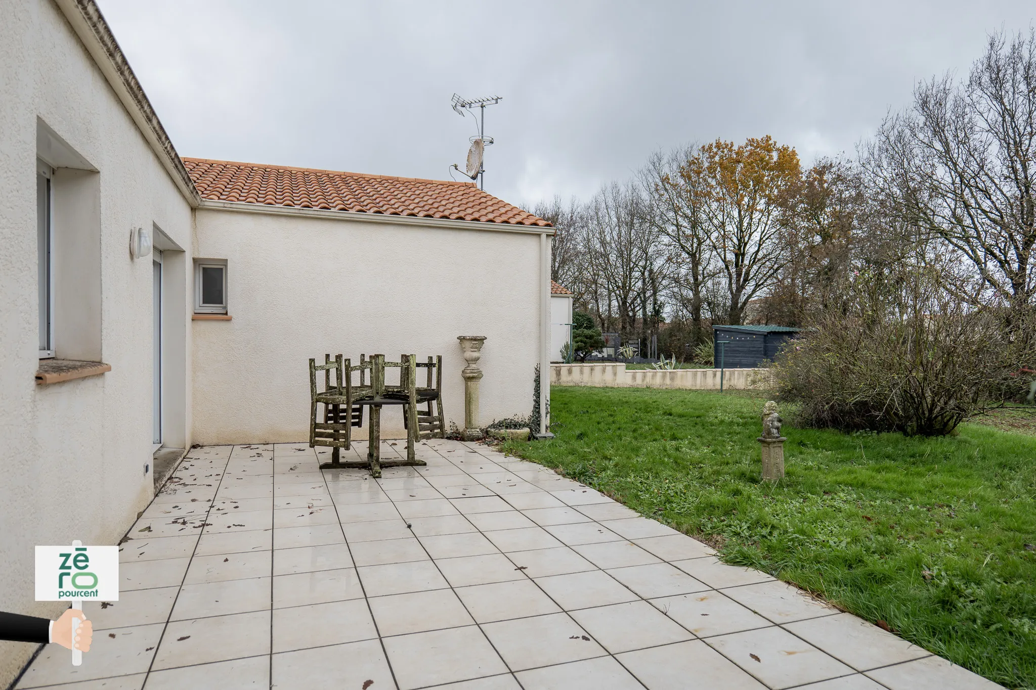 Maison 4 pièces à Le Poire sur Vie avec cuisine ouverte et garage 