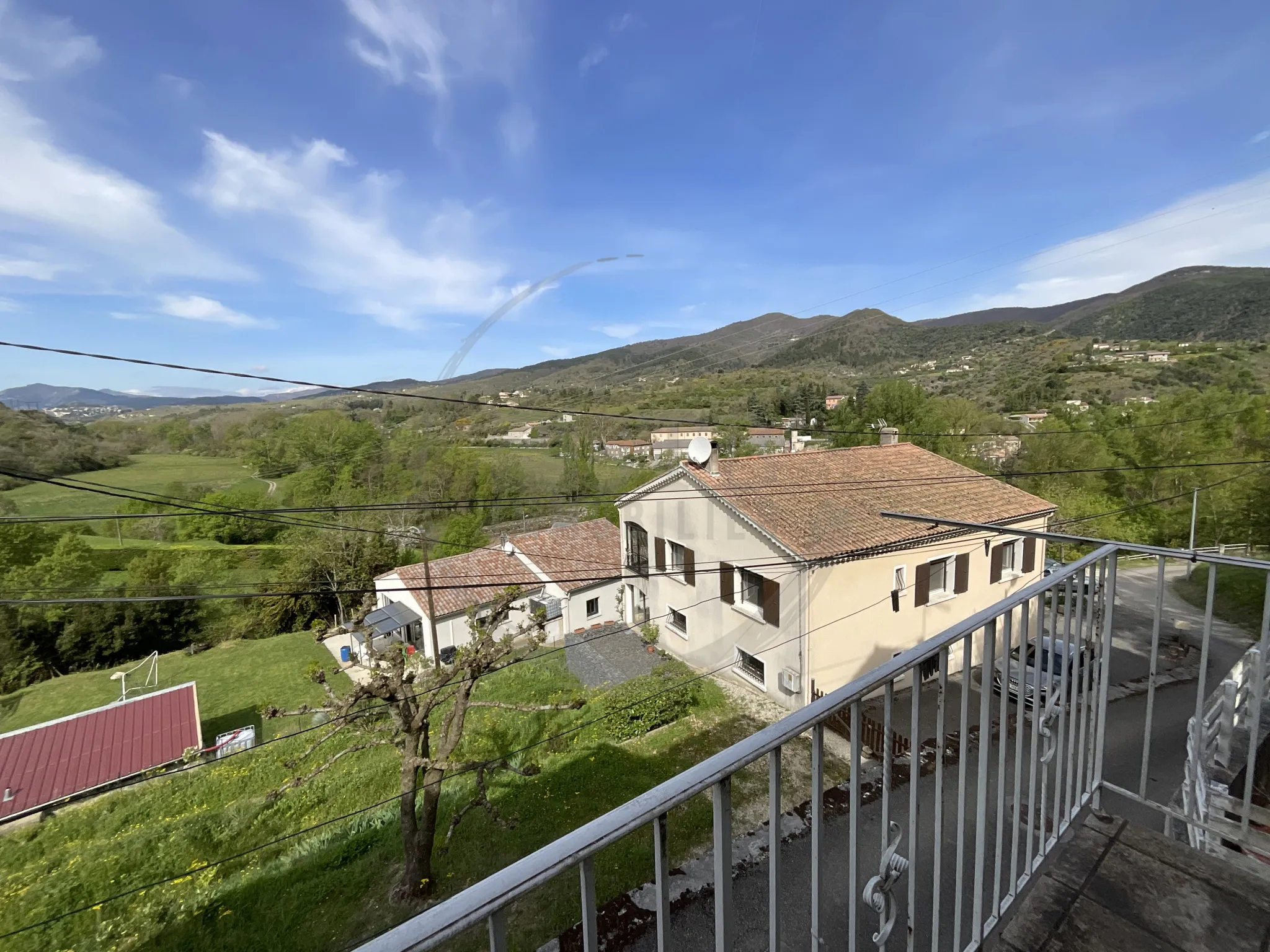 Maisonnette de 46m2 avec Cave et 2 Niveaux à Flaviac 