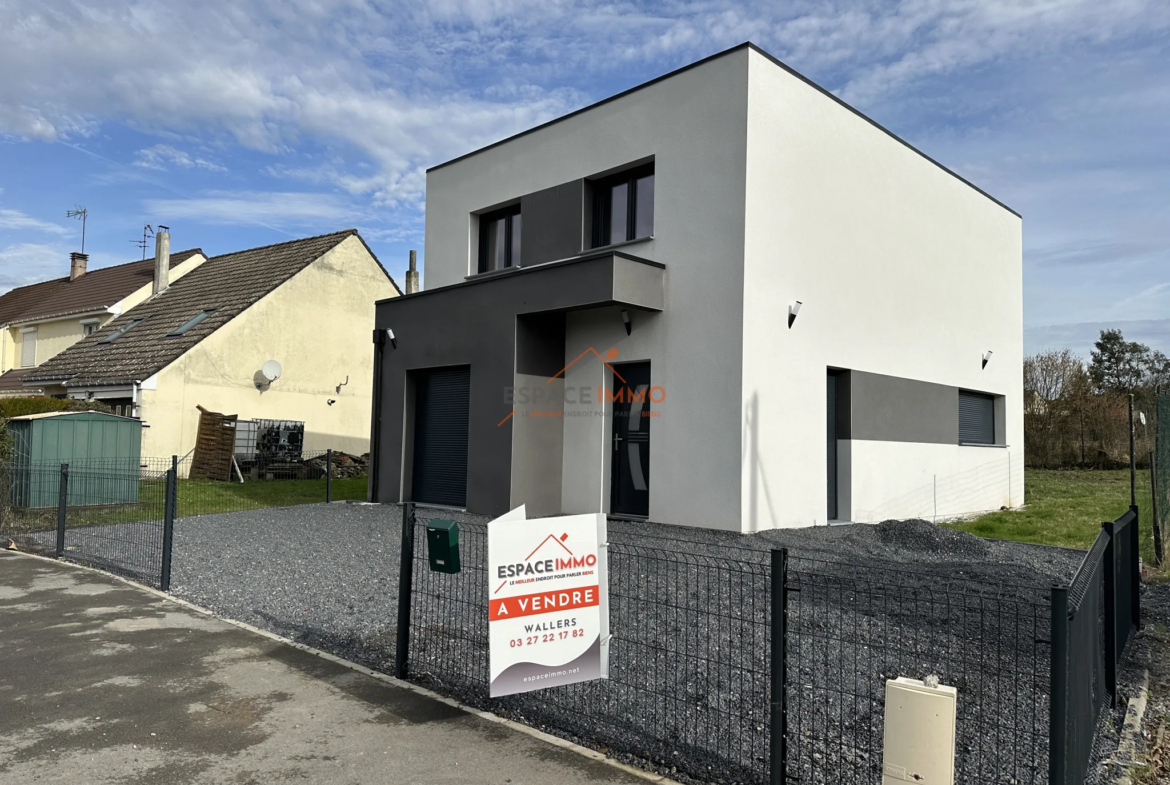 Maison cubique individuelle 3 chambres à Douchy-les-Mines 